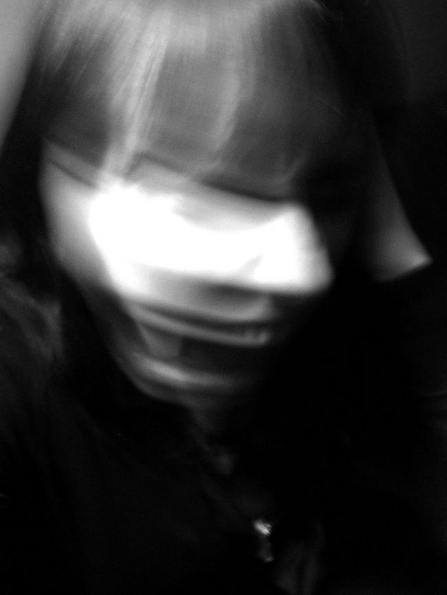 Autors: laaacene Schizophrenia.