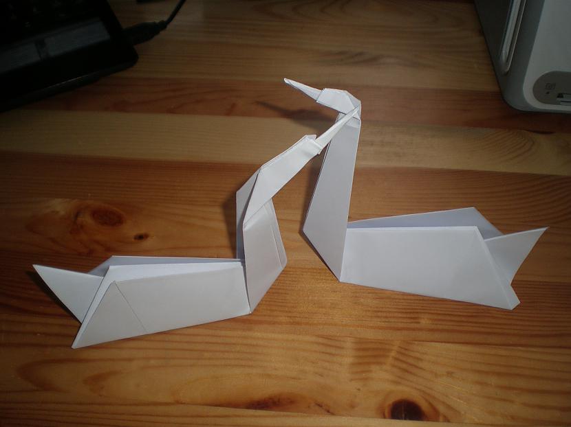 Šeit jūs varat redzēt kā... Autors: KaaMiS13 Origami - Gulbis , Step by step