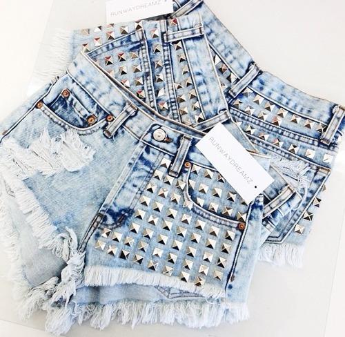 Autors: dafukk Studs and spikes