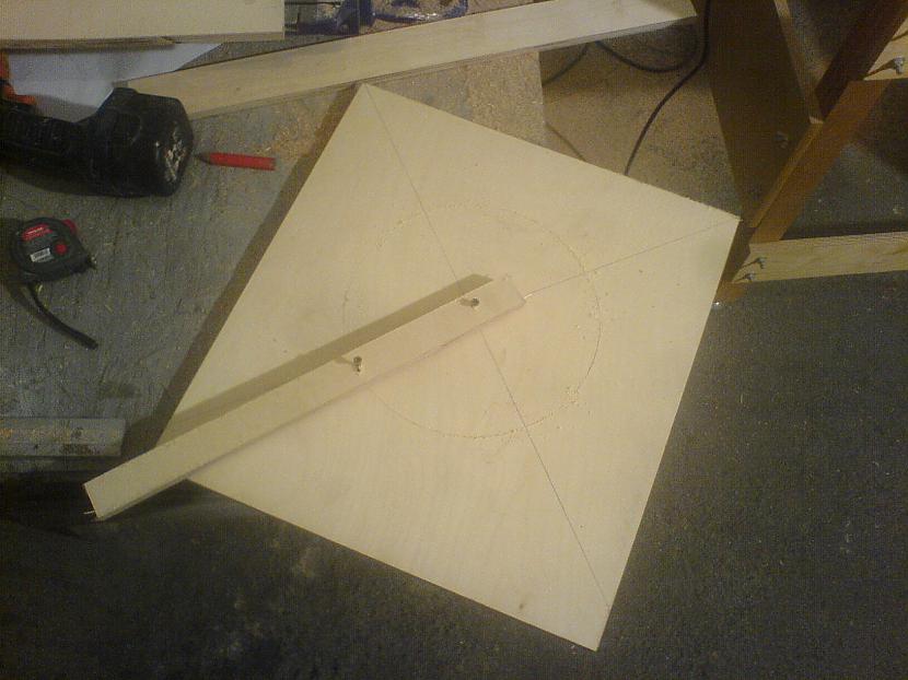 Autors: DeeDeee DIY Bass Cab