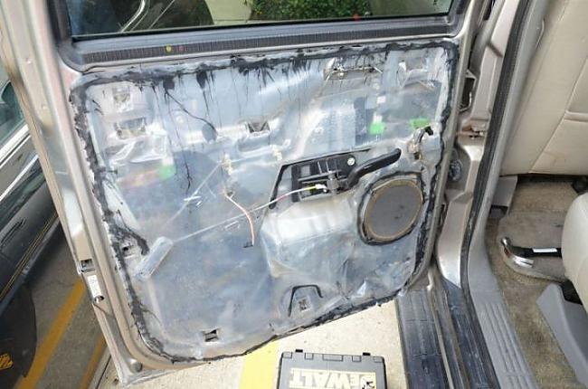 Kad vīrietis noņēma... Autors: lucifers Pārbaudi, vai tavā auto neglabājās šāda lietiņa.