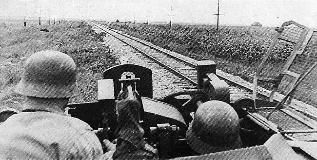 Sd Kfz 222 bruņumascaronīna... Autors: DamnRiga Otrais Pasaules karš bildēs