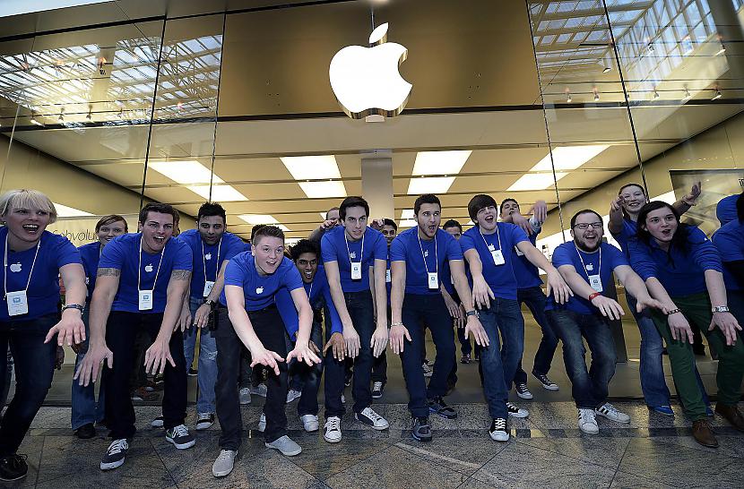 Apple ir 80nbsp000... Autors: Laciz Fakti par Apple!