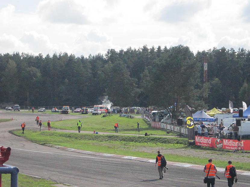 ICīruļa 3kvalifikācijas... Autors: Fosilija NEZ PRO drifta 3.posms un Latvijas drifta čempja 6. posms