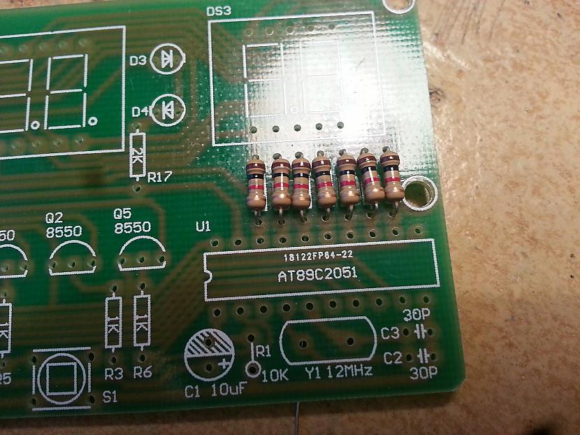 Scaronādi izskatas ielikti... Autors: SGTC DIY KIT elektroniskais pulkstenis