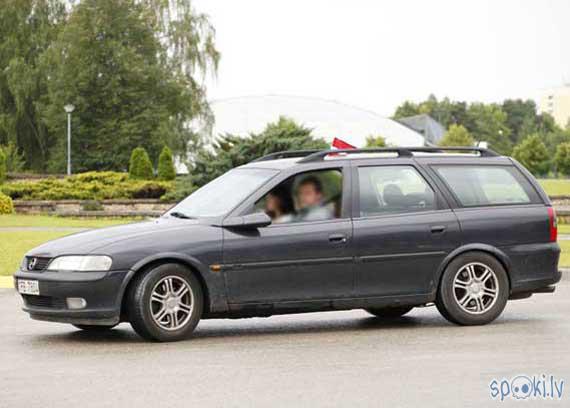 Autors: blusu_kerajs Auto vadīšanas ABC (tehniskā apskate par brīvu!)