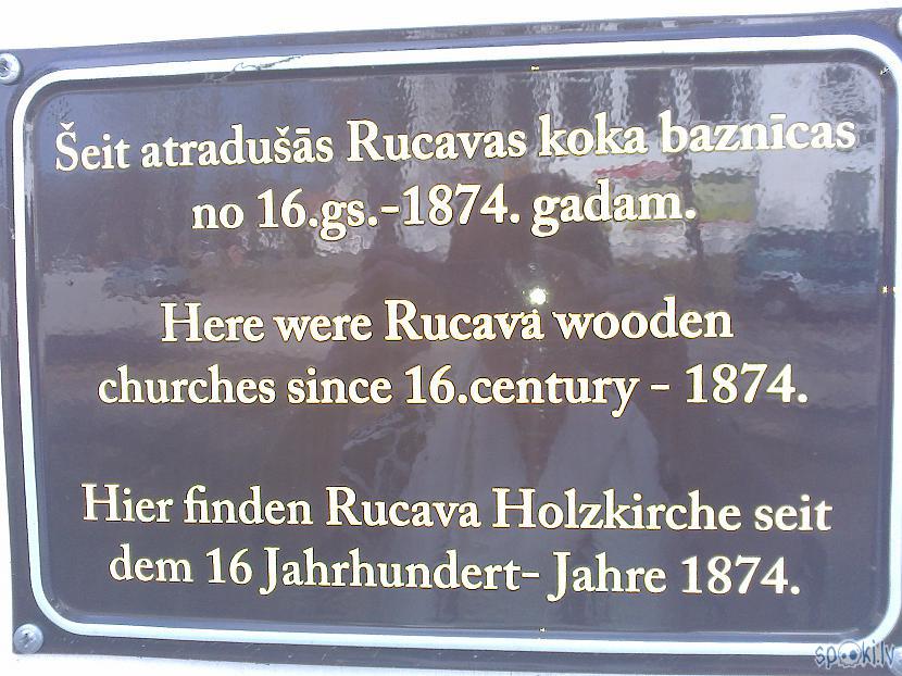 Tuseejot pa Rucavas centru Autors: ezkins Pavasara krāsu zibšņi