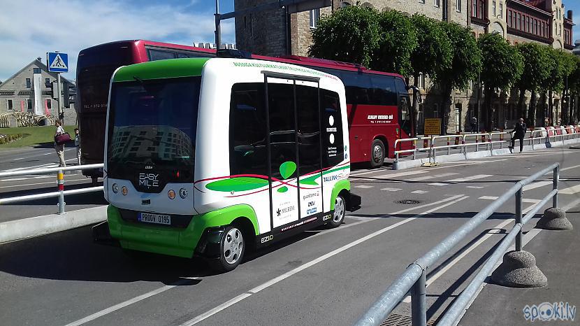 Autors: Lestets Sensacionāli - pašbraucošs autobuss Tallinā