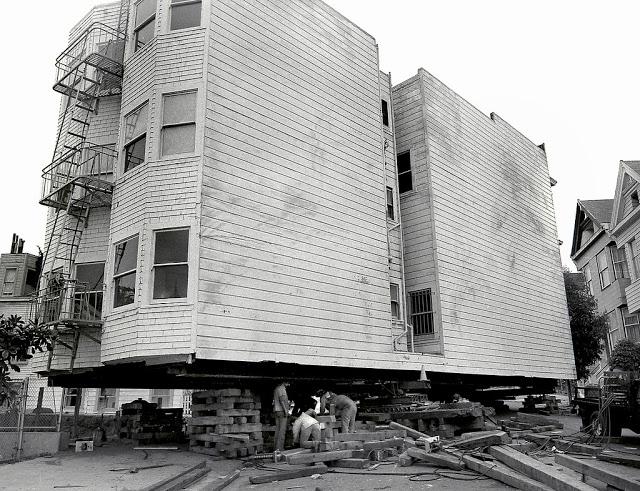 Autors: Lestets Kā Sanfrancisko pārvietoja mājas
