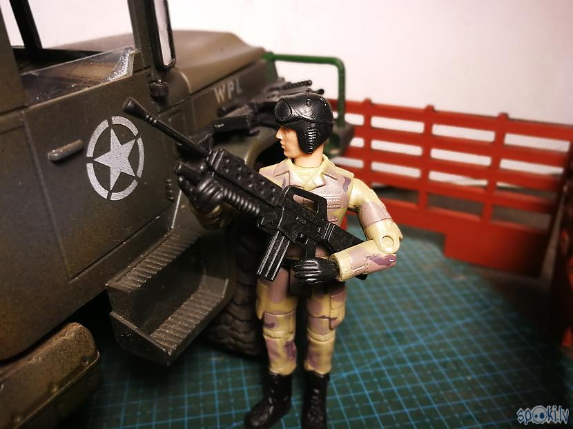 Autors: SalvatoreMundi Radiovadāmie. 1/16 mērogs.