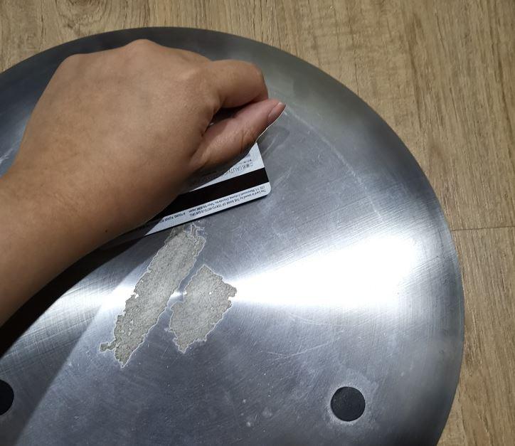Uzlīmes no metāla virsmām... Autors: Lestets 15+ ieteikumi ikdienā, kas ir vairāk nekā vērtīgi