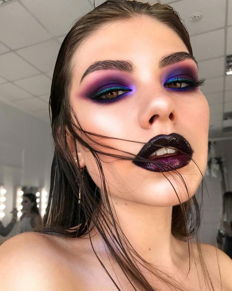 Autors: matilde Jaunākais skaistuma trends meiteņu vidū - neona krāsas
