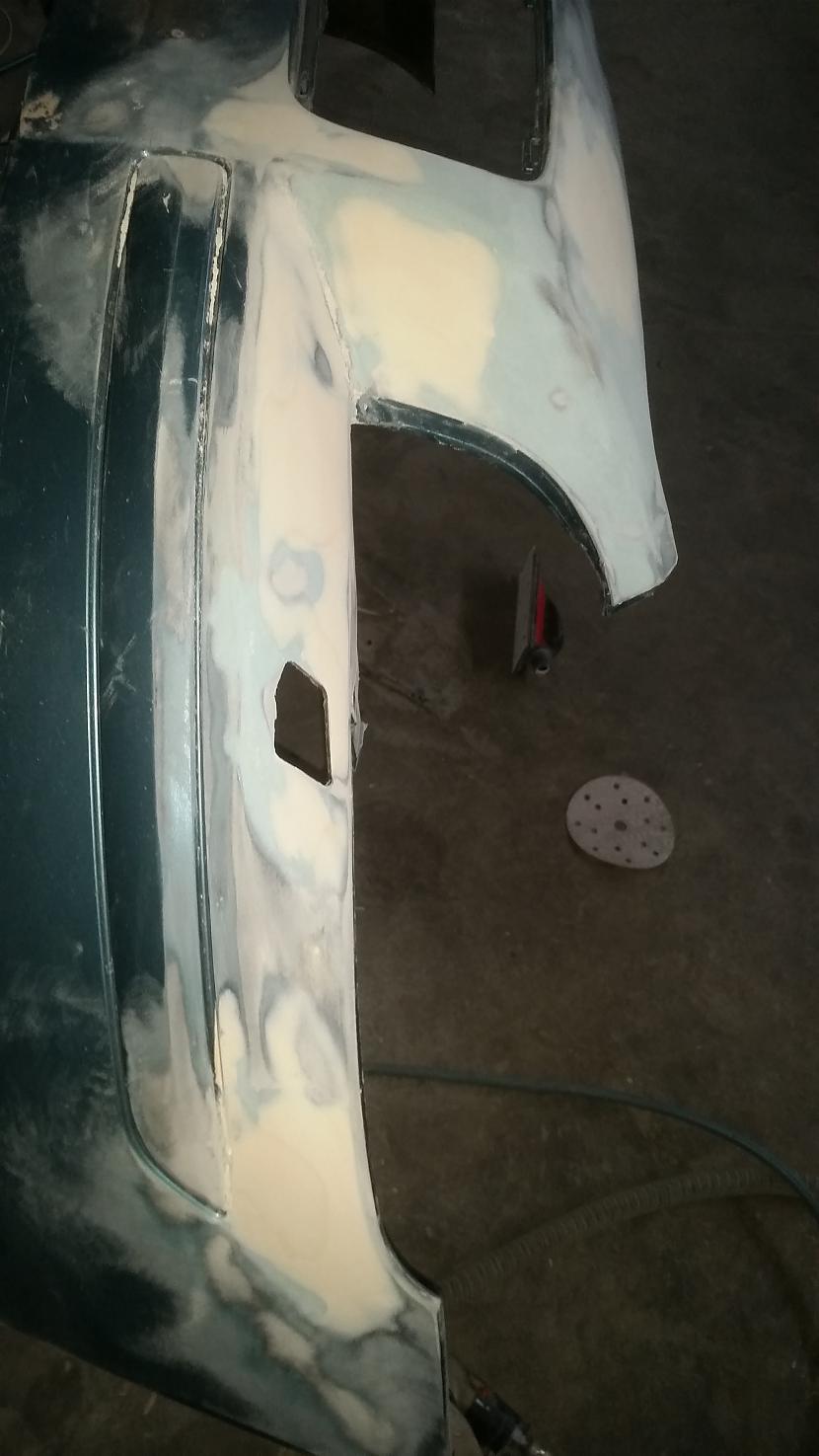 Zaļajai špaktelei liekam pa... Autors: Altenzo Volvo atdzīvināšana dienas darbs :)