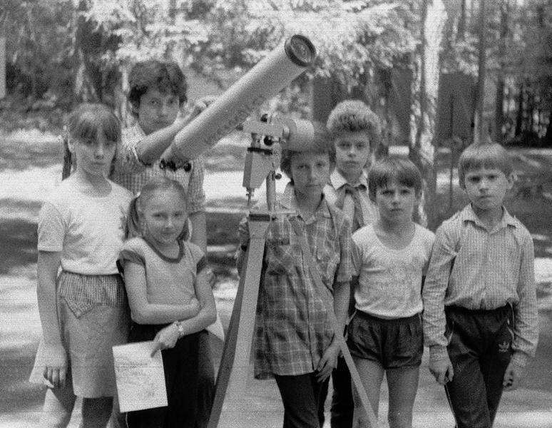 Autors: es tēvocis Laimīga padomju bērnība (Bet vai tā bija?)