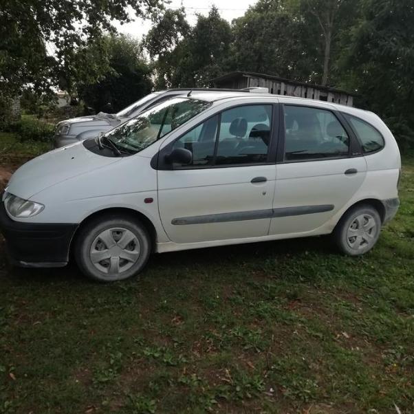 1998 gada Renault Scenic... Autors: Dzerbudists Budžeta klases auto jebšu – kā aizbraukt uz festivālu?