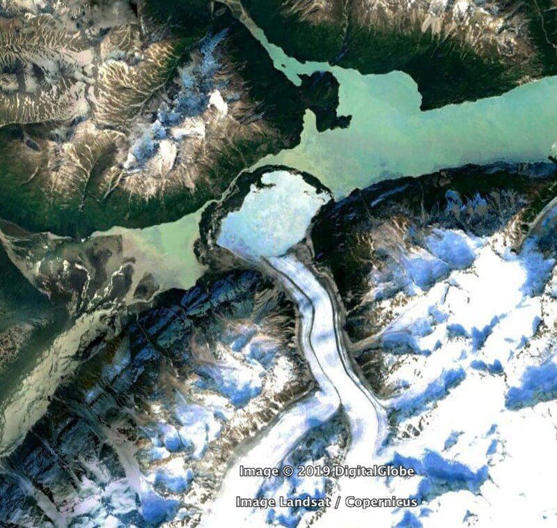 nbspŪdens no kūstoscarona... Autors: matilde Interesantas vietas, kas atrastas ar «Google Earth» palīdzību