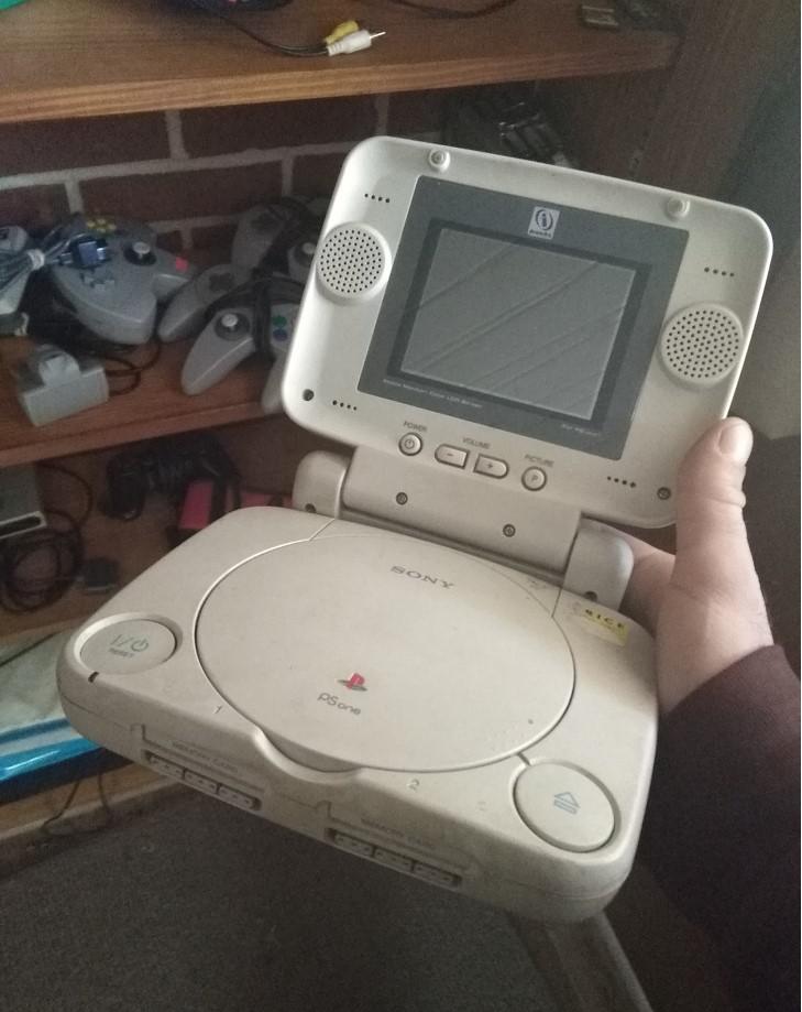 Vecais labais Playstation 1... Autors: The Diāna 23 attēli, kurus sapratīs tikai tie, kuri dzimuši 90-tajos vai pirms tam