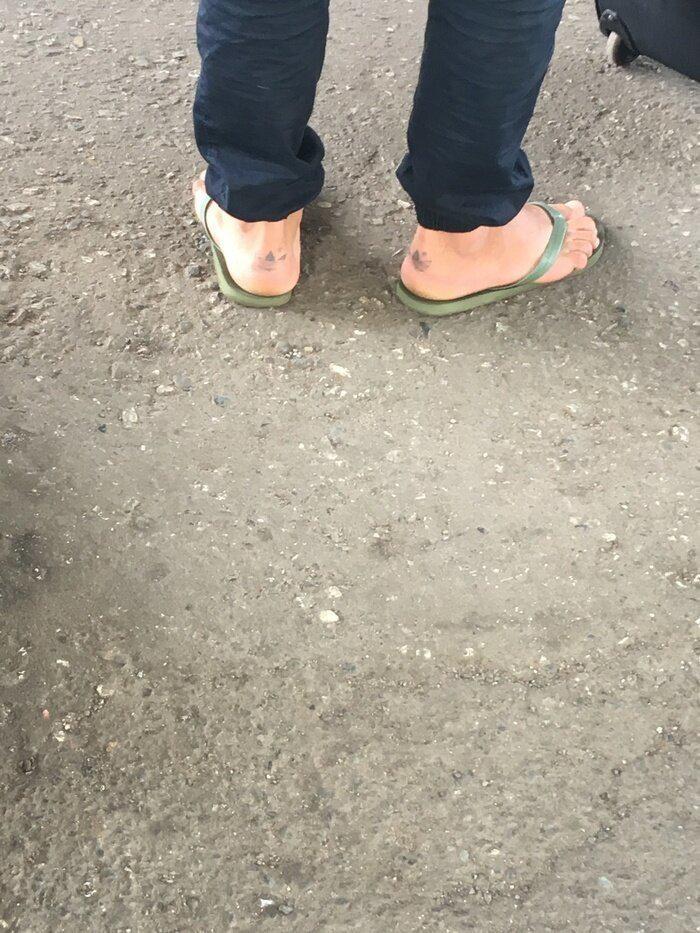Autors: es tēvocis Piesmej zīmolu, kā arī daži ADIDAS KLONI