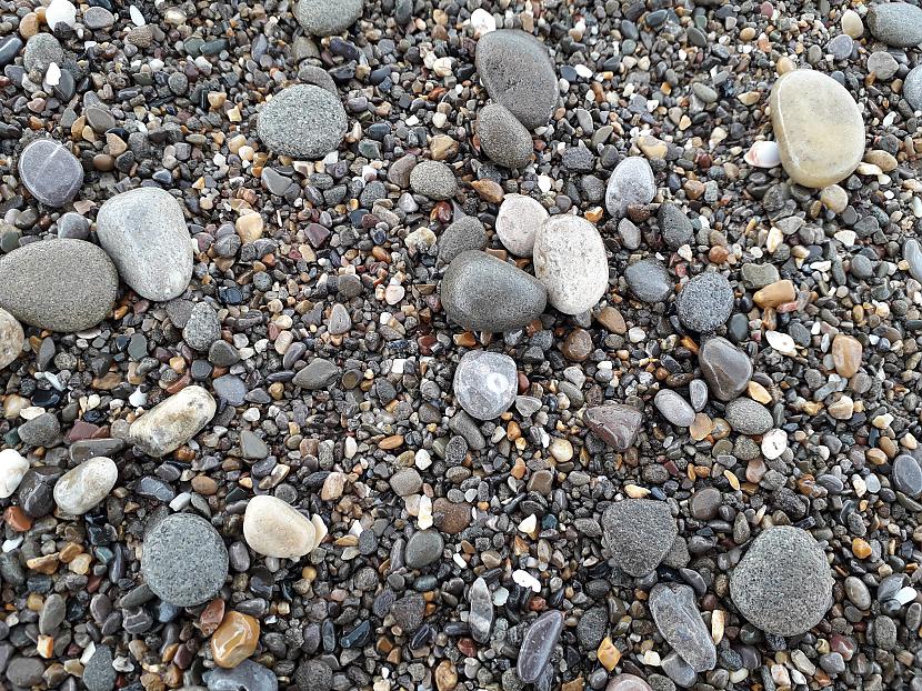 Autors: Griffith Dunraven Bay, Velsa, 7. septembris. 1/2 daļa.