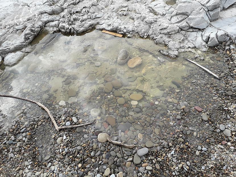 Autors: Griffith Dunraven Bay, Velsa, 7. septembris. 1/2 daļa.
