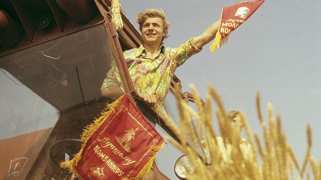 Tikai PSRS cilvēki brauc... Autors: Lestets Padomju laika iestudētās fotogrāfijas