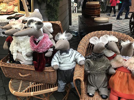 Aidā uz tirdziņu!