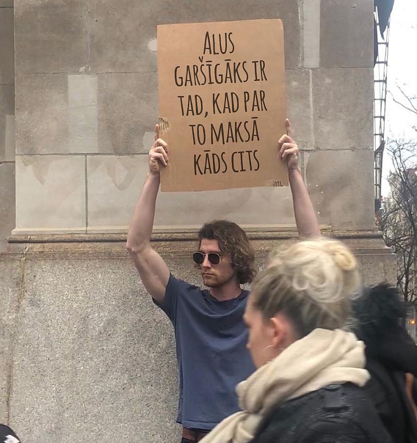 Autors: Dzerbudists Latviešiem saprotami piketu plakāti
