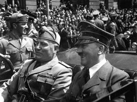 Benito Musolīni