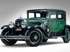 Ala Kapones bruņu auto.