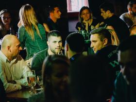 Spēle CIETIE RIEKSTI: izzinošs un pozitīvām emocijām bagāts izklaides formāts