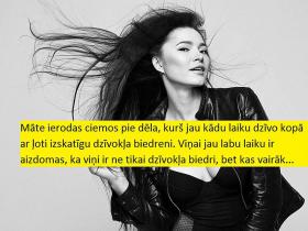 Izlasi, kā mamma «atkoda», ka dēlam ir draudzene