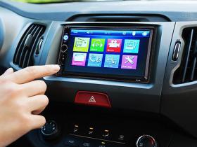 10 noderīgi auto produkti ar Banggood